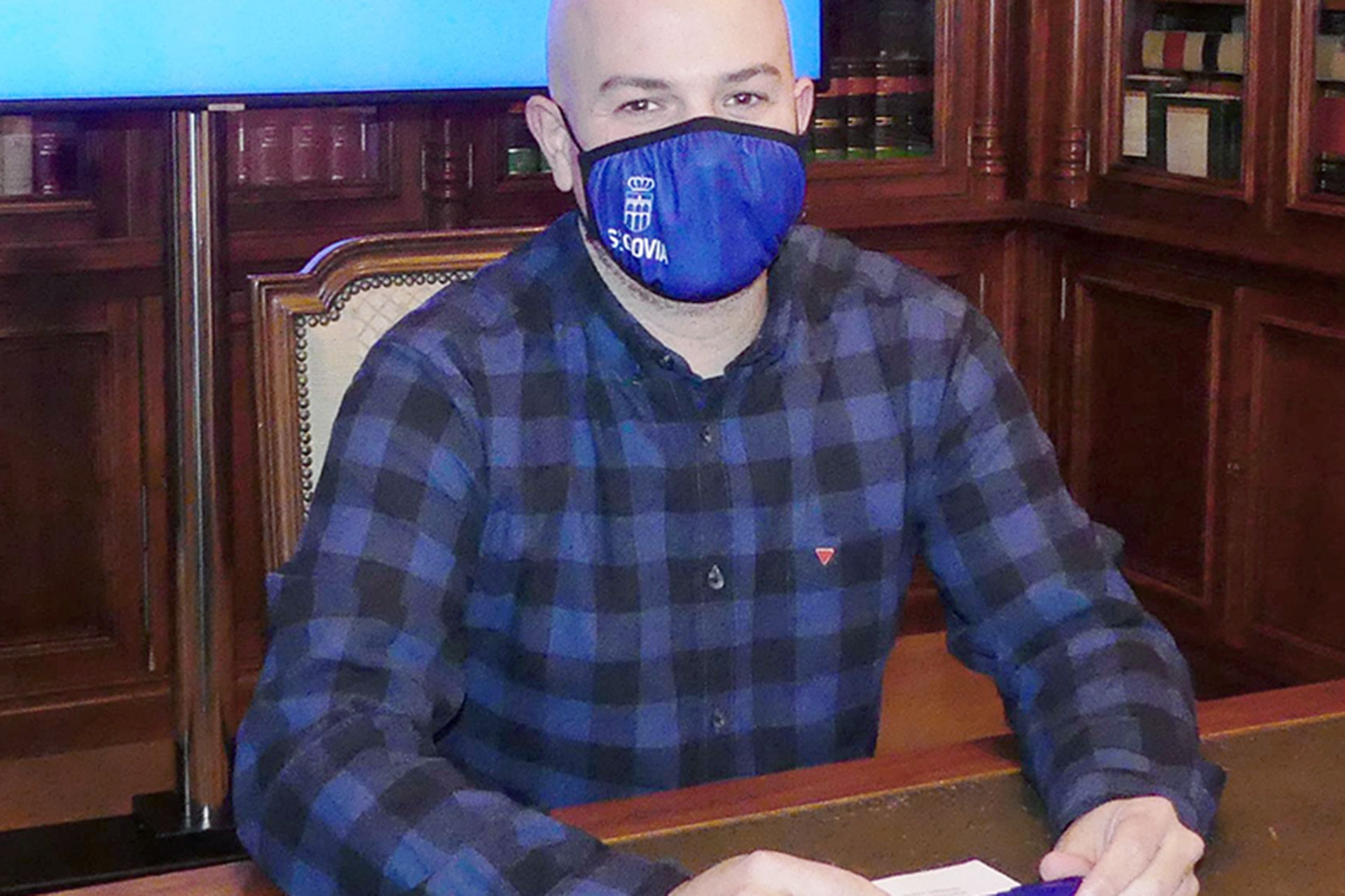 El concejal de Medio Ambiente y portavoz de IU, Ángel Galindo. / E. A.