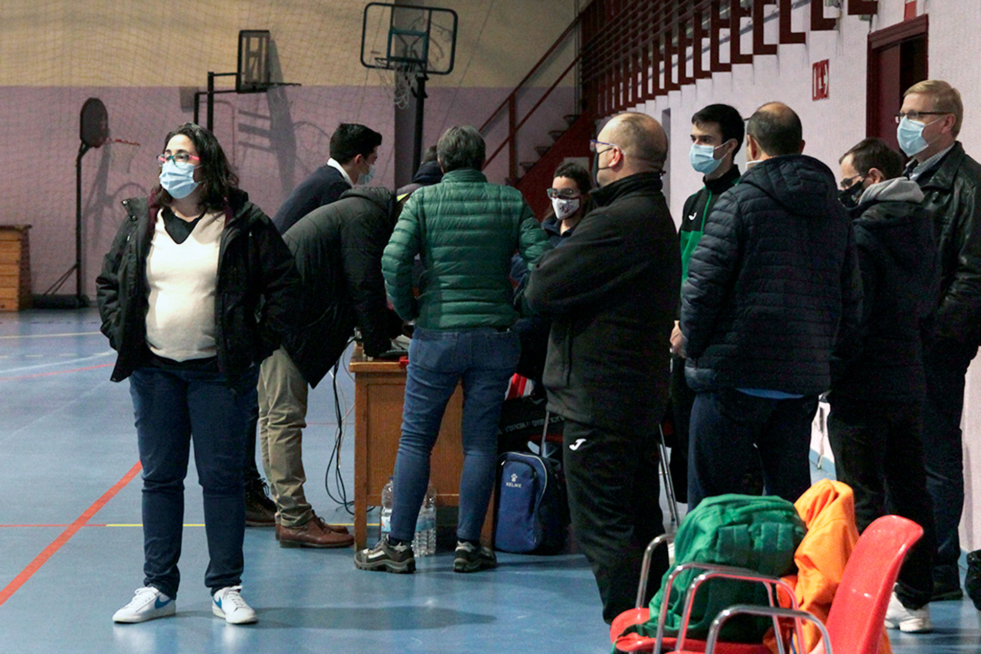 Componentes del CD Claret de Segovia, durante un partido de Primera Nacional. / NEREA LLORENTE