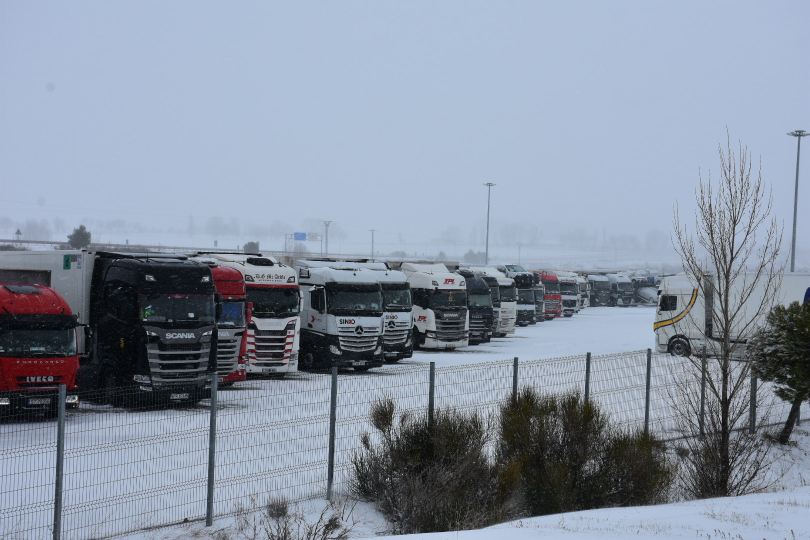 Aparcamiento de emergencia invernal de Boceguillas. / A.M.