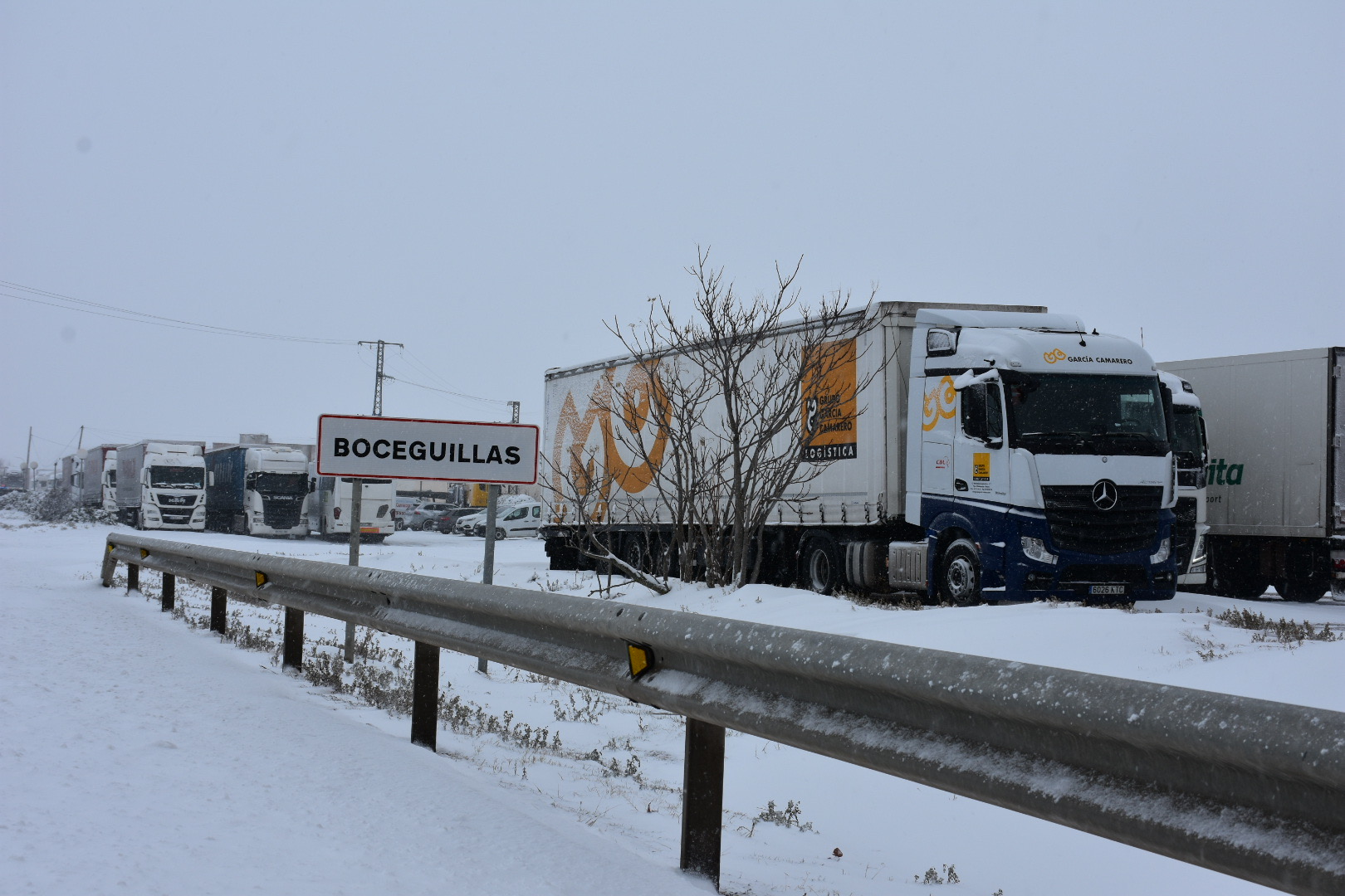 Aparcamiento de emergencia invernal de Boceguillas. / A.M.