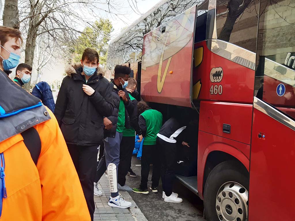 Los jugadores del CD Claret se disponían a viajar a Soria. / CLARET BASKET