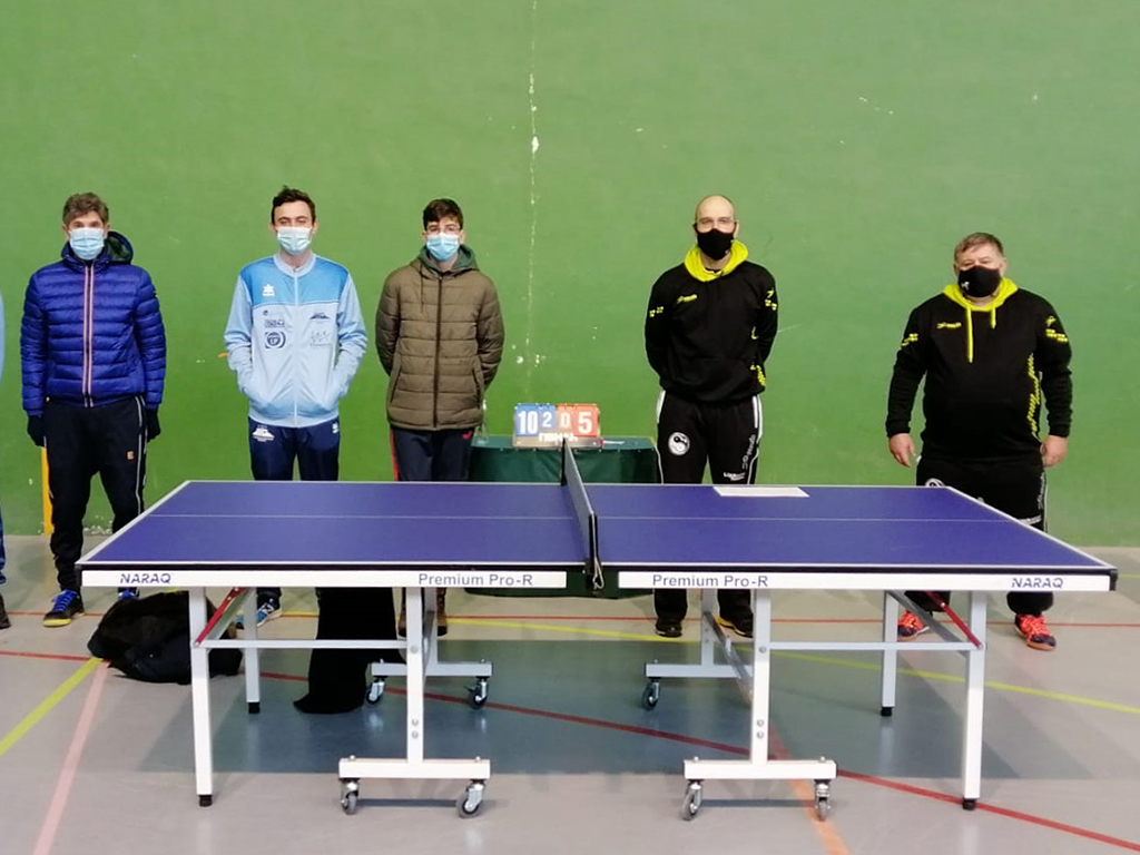 Los participantes en el encuentro que disputaron el CD Seghos y el ATM Segovia./ CD SEGHOS