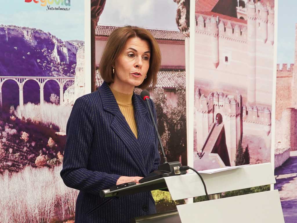 La diputada y alcaldesa de Abades, Magdalena Rodríguez. / KAMARERO