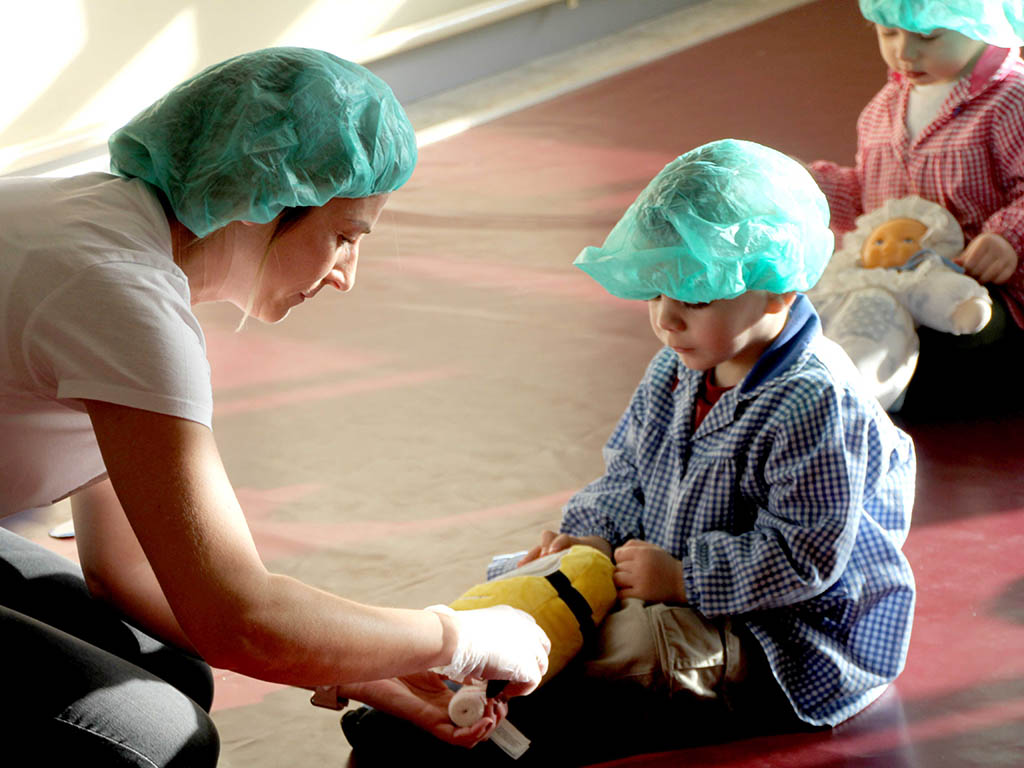 Actividad relacionada con la ciencia en cursos pasados en el centro. / C.N