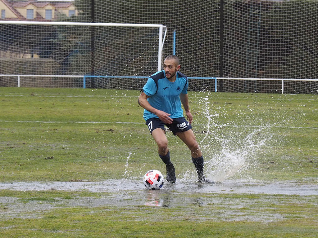 La Granja se adaptó mejor a las especiales condiciones del campo de El Hospital. / KAMARERO
