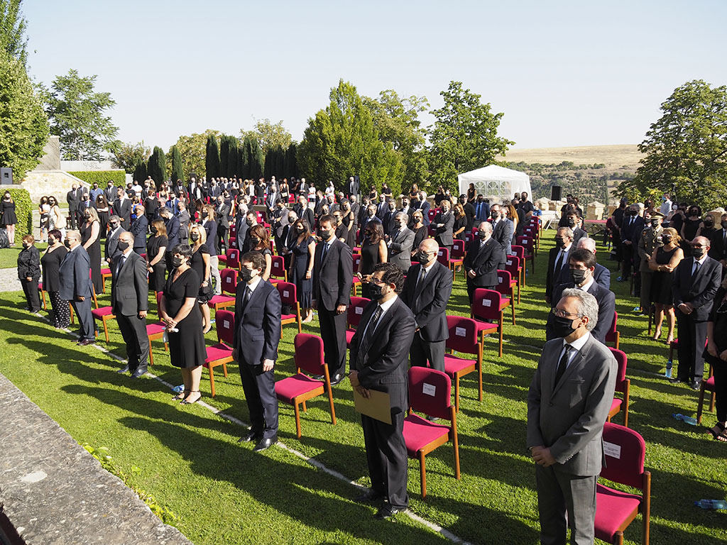 4 1kama homenaje covid