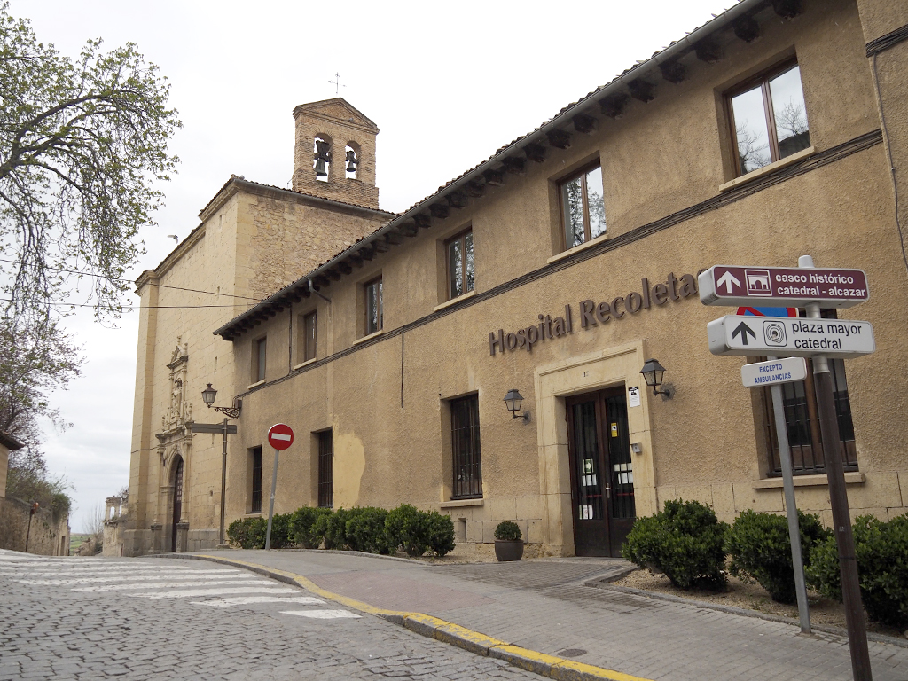 El centro Recoletas acogerá la unidad de radioterapia. / NEREA LLORENTE