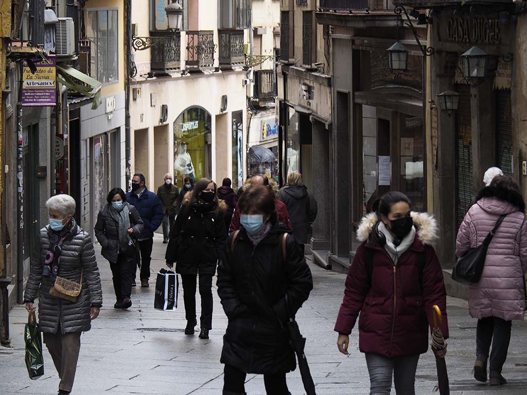 Calle Gente Mascarillas Coronavirus 2