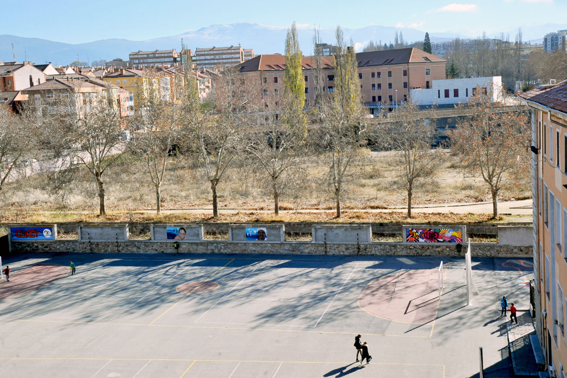 Colegio Claret Pista Atletismo Campo Futbol KAM6941