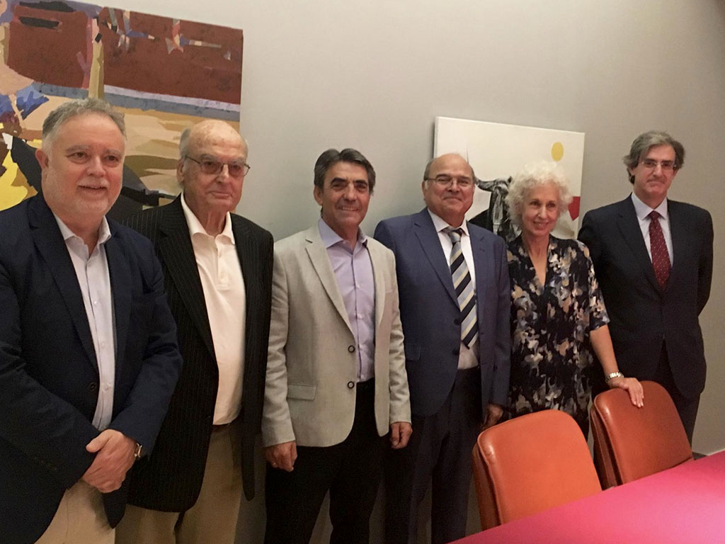 Representantes de la Comunidad de Madrid y la Fundación del Toro de Lidia. / FTL