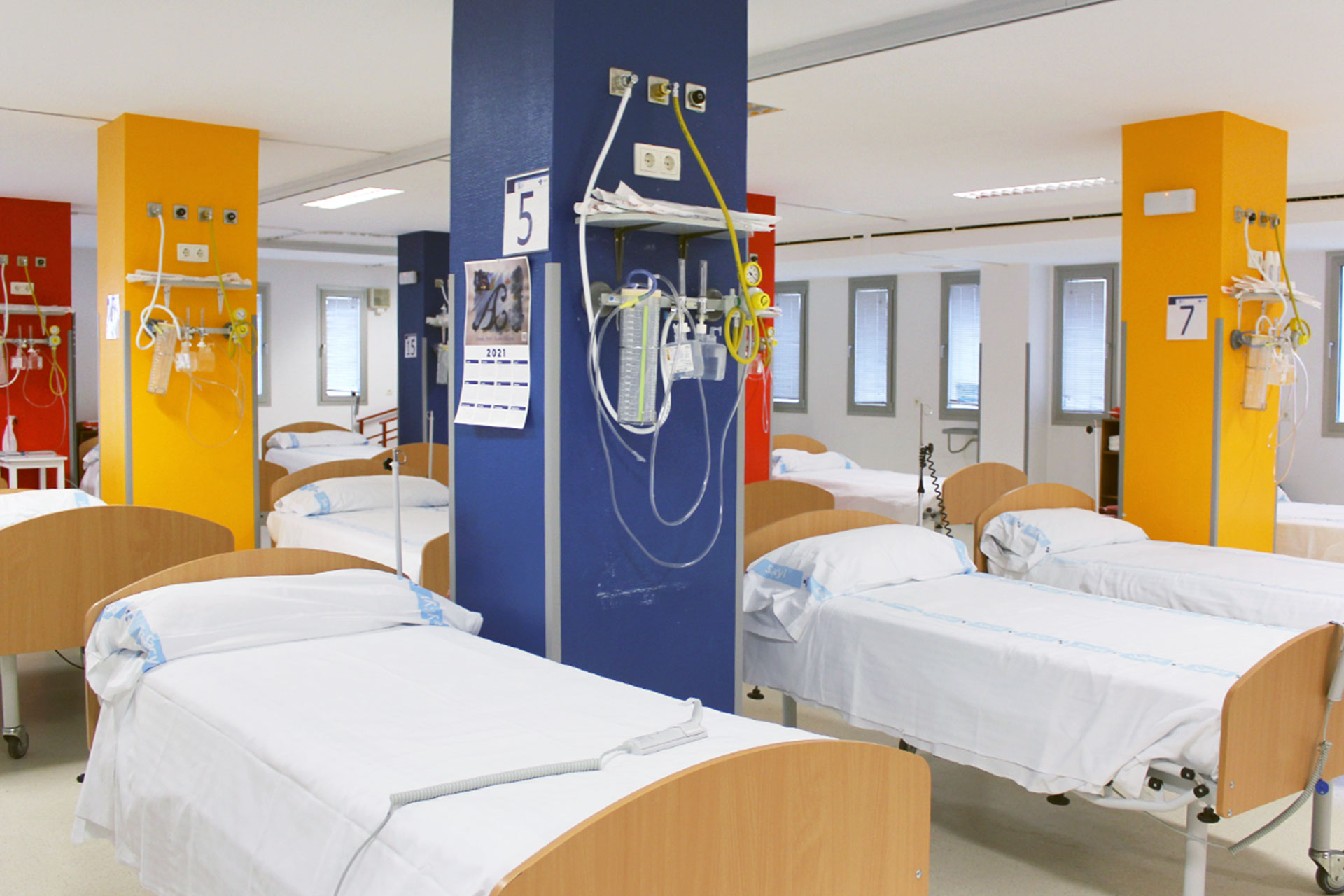 Hospital gimnasio rehabilitacion camas coronavirus