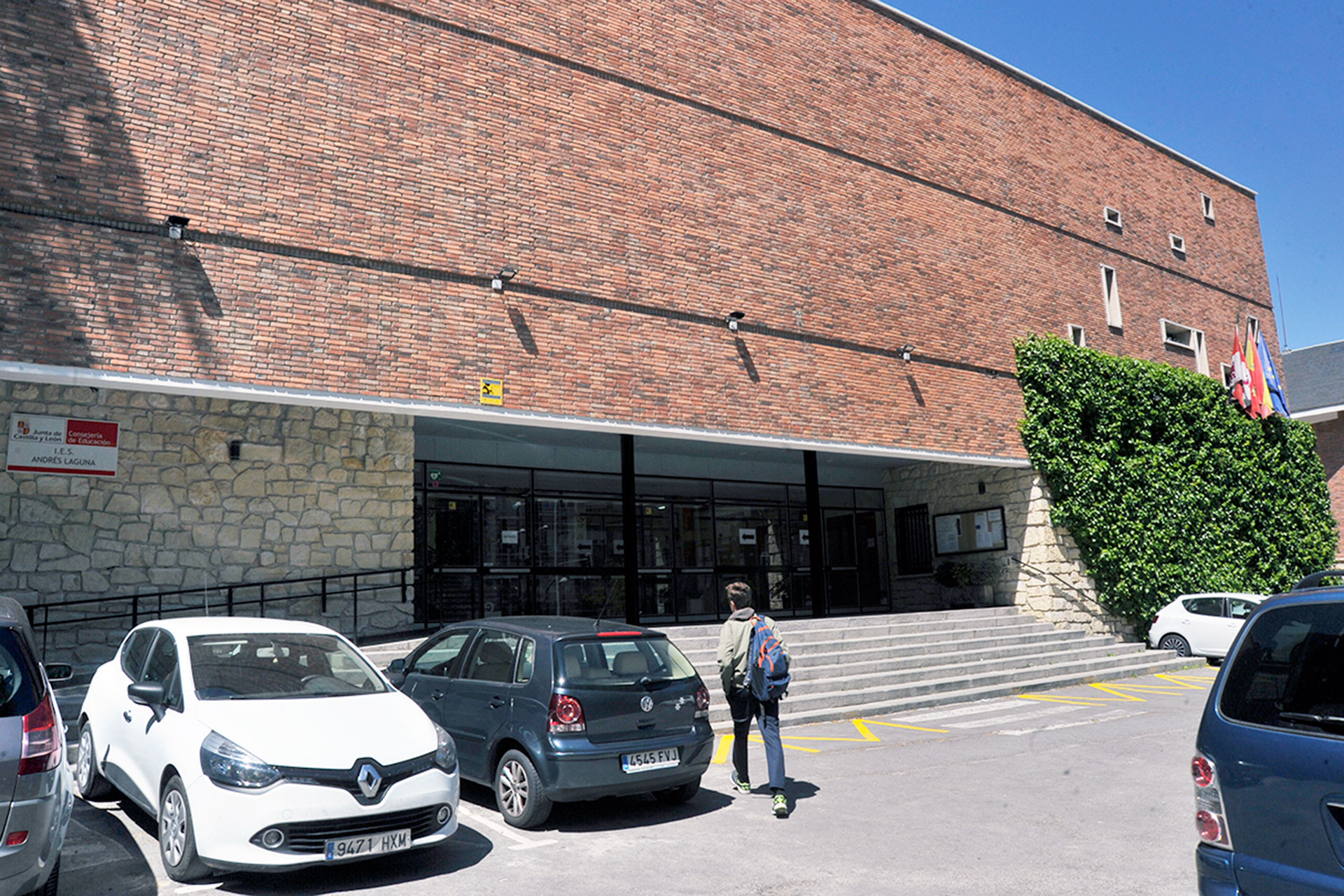 IES Andres Laguna KAM9918