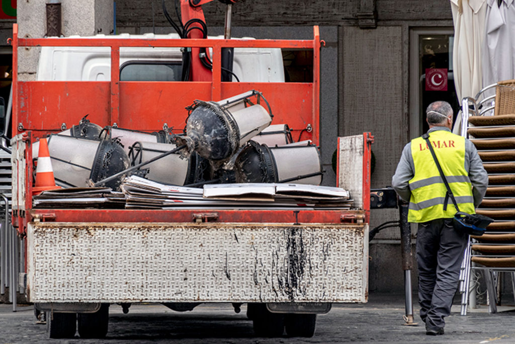 Renovar el alumbrado en cuatro zonas de Segovia costará 500.000 euros 2 Plaza Mayor Cambio Alumbrado Farolas KAM7768