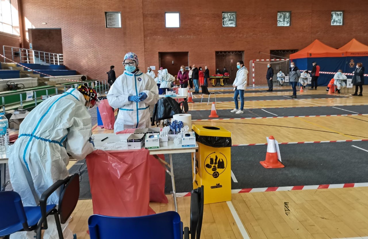 Primera jornada del cribado de El Espinar. / EL ADELANTADO