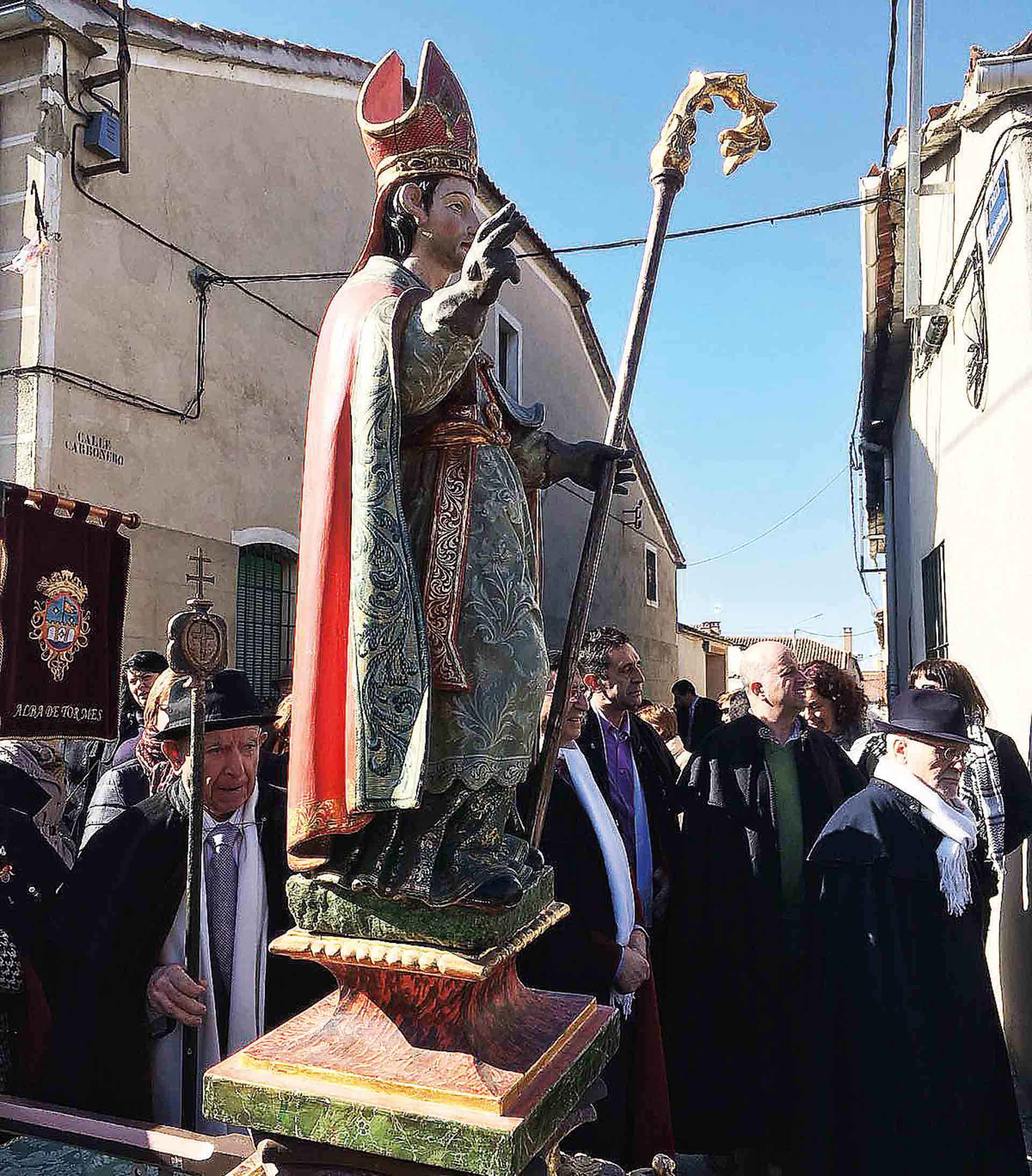 Procesion de la fiesta de San Blas en Miguelanez