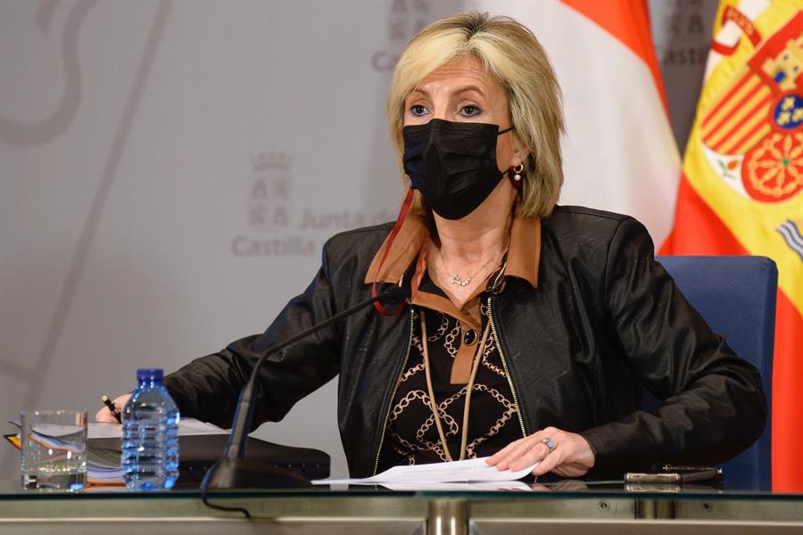 La consejera de Sanidad de Castilla y León, Verónica Casado, comparece en rueda de prensa para informar de la situación del covid-19 en la Comunidad. EFE/NACHO GALLEGO