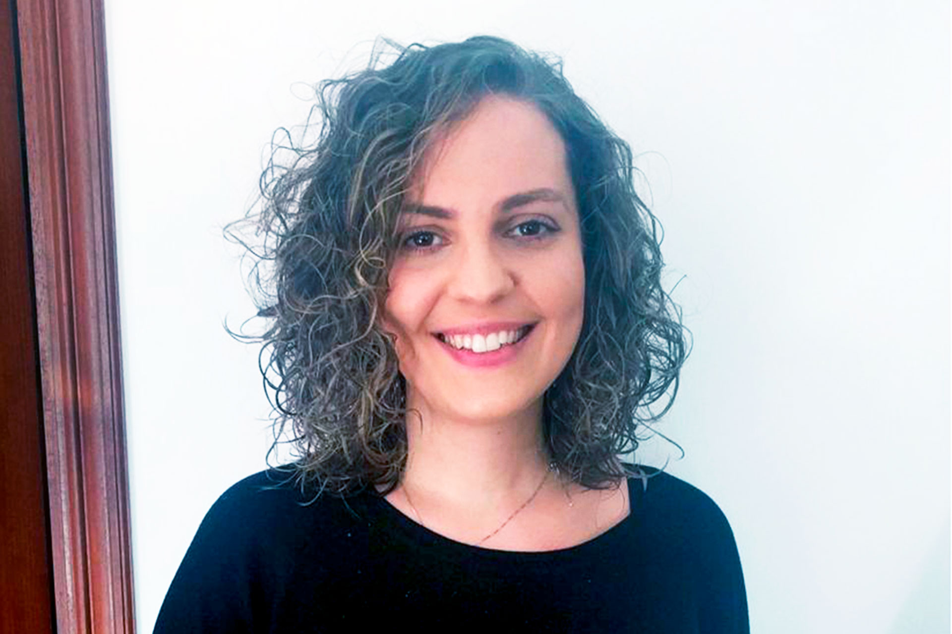 Sara Cabrero, periodista que descubrió el paradero de la pila de Frumales.