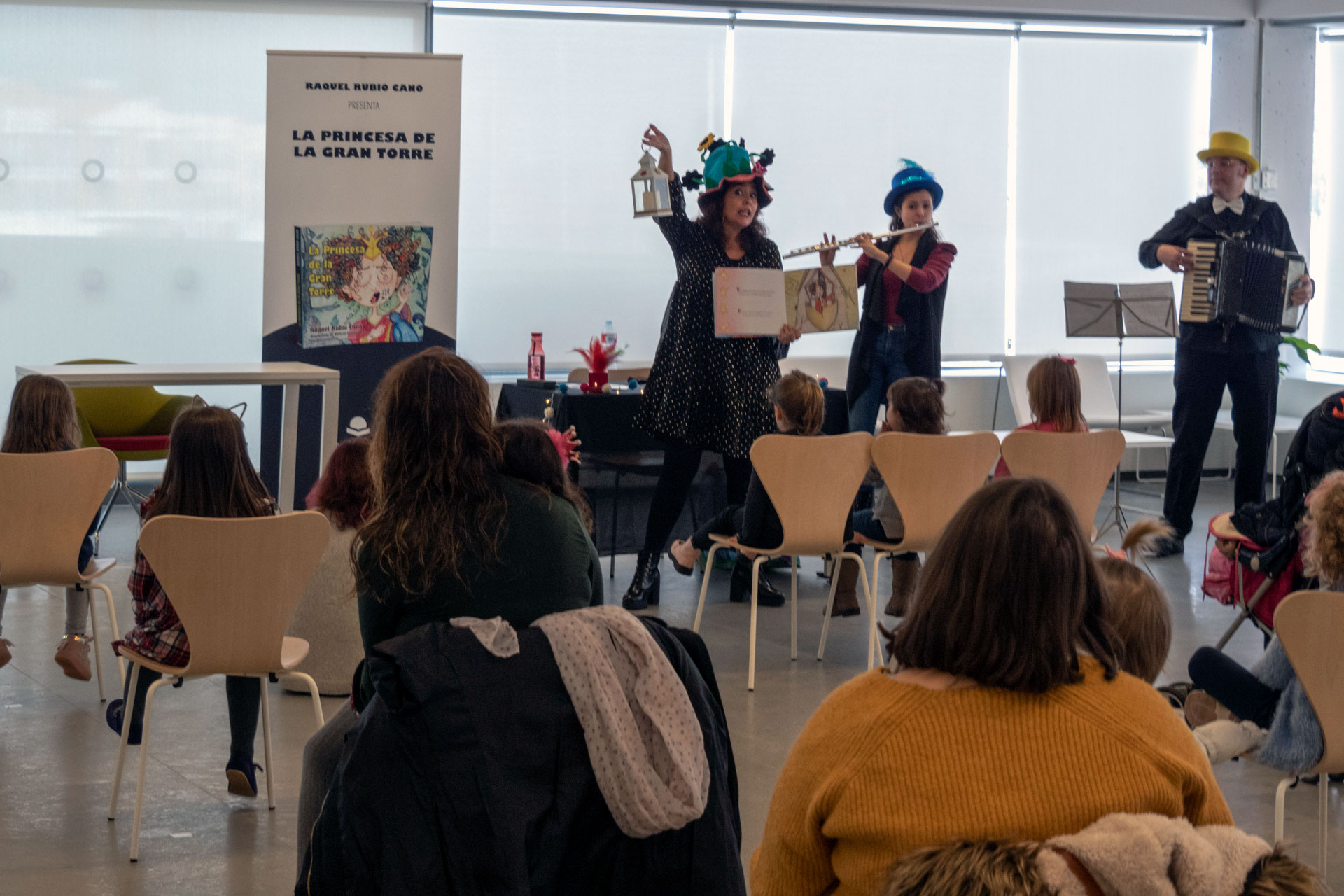 Biblioteca Actividades Infantiles KAM2446