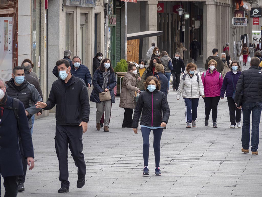 Calle Gente Coronavirus Terrazas 1