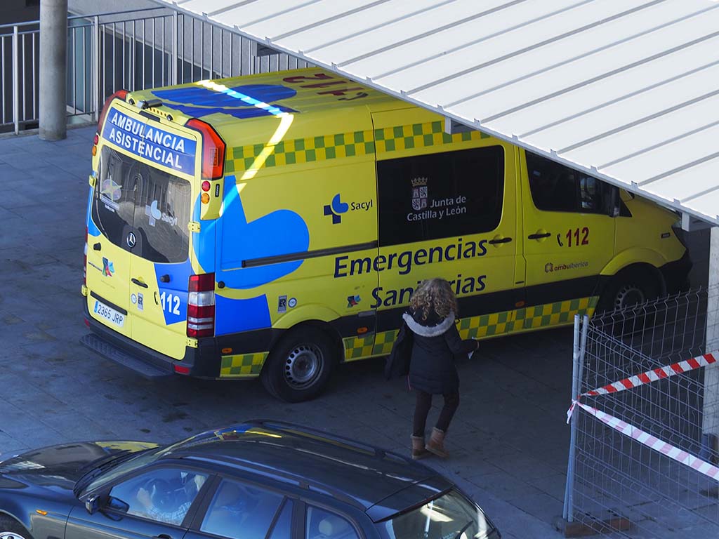 Hospital General Ambulancia Coronavirus