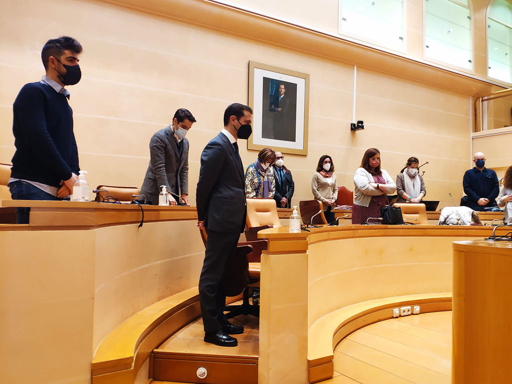 Minuto de silencio JGL1