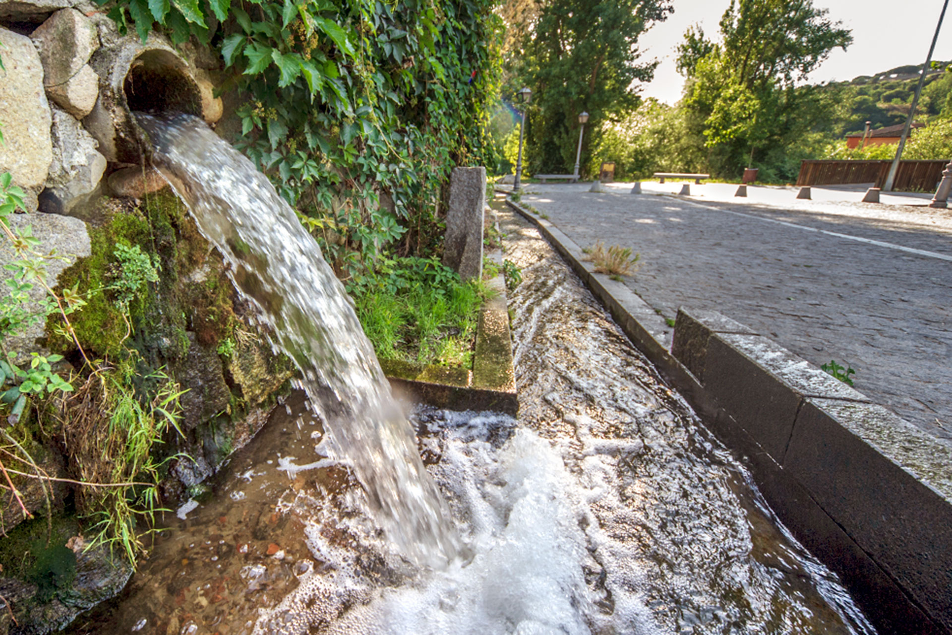 San Lorenzo Cacera Agua Senda Molinos KAM7152
