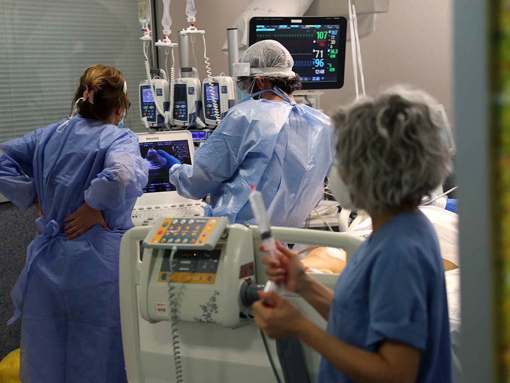 UCI Cama Coronavirus Hospital