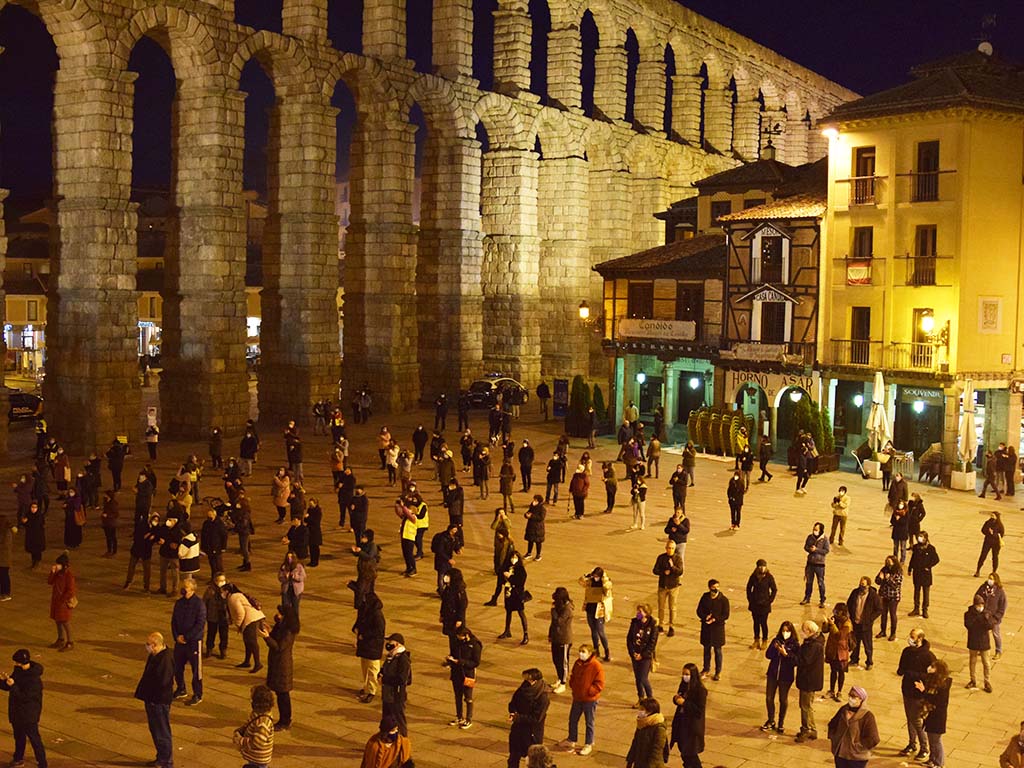 concentracion 8M Dia Internacional de la Mujer Segovia Azoguejo