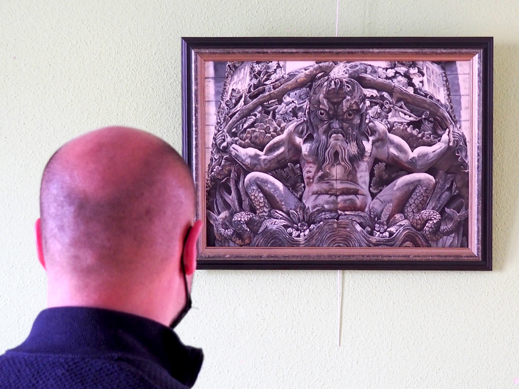 exposicion casa joven