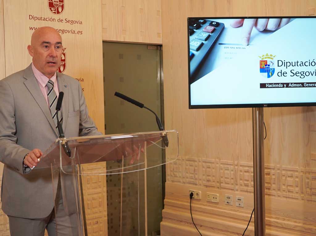 oscar moral diputado Hacienda