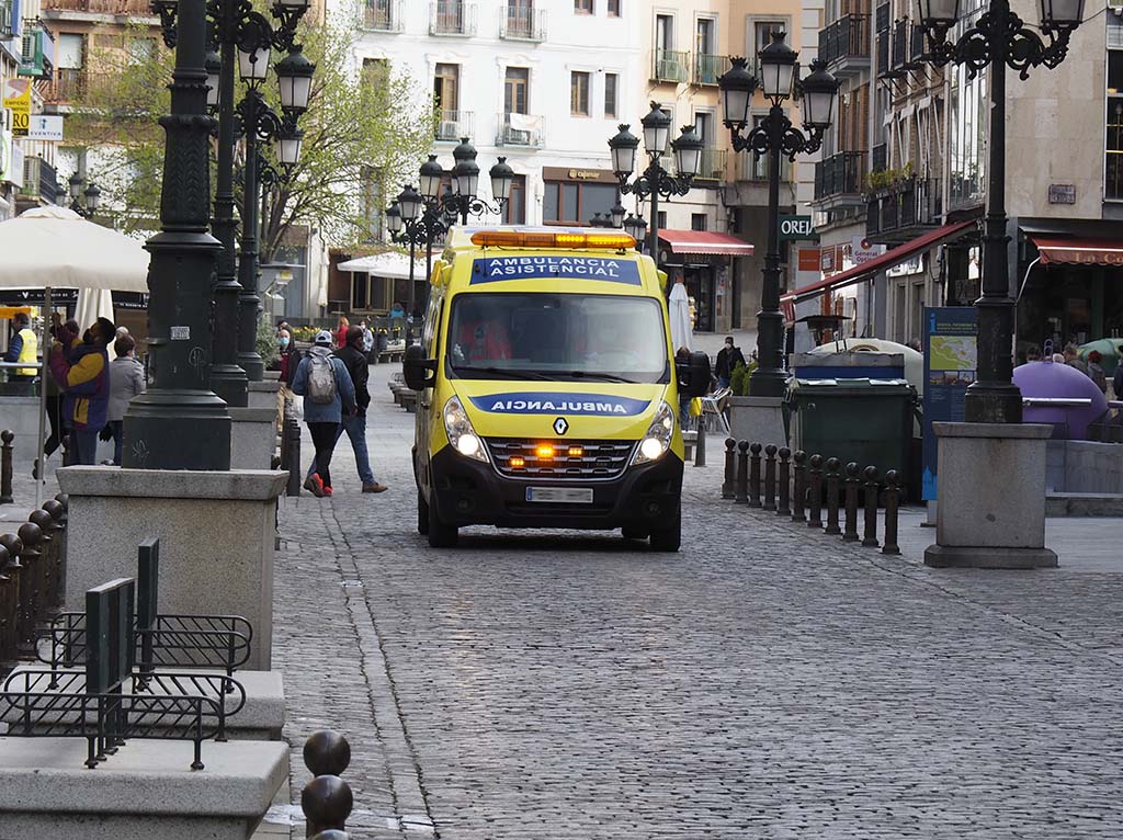 Ambulancia Urgencias Avenida Acueducto Coronavirus