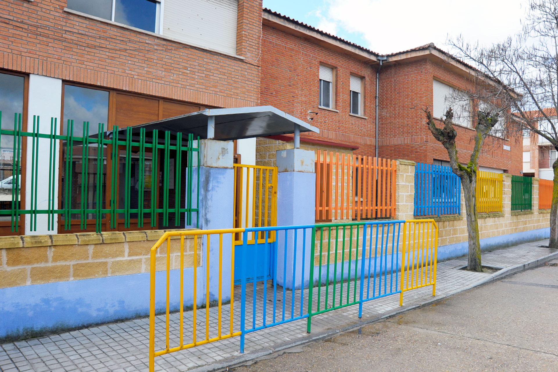 Colegio 'Los Arenales', de Cantalejo./ KAMARERO