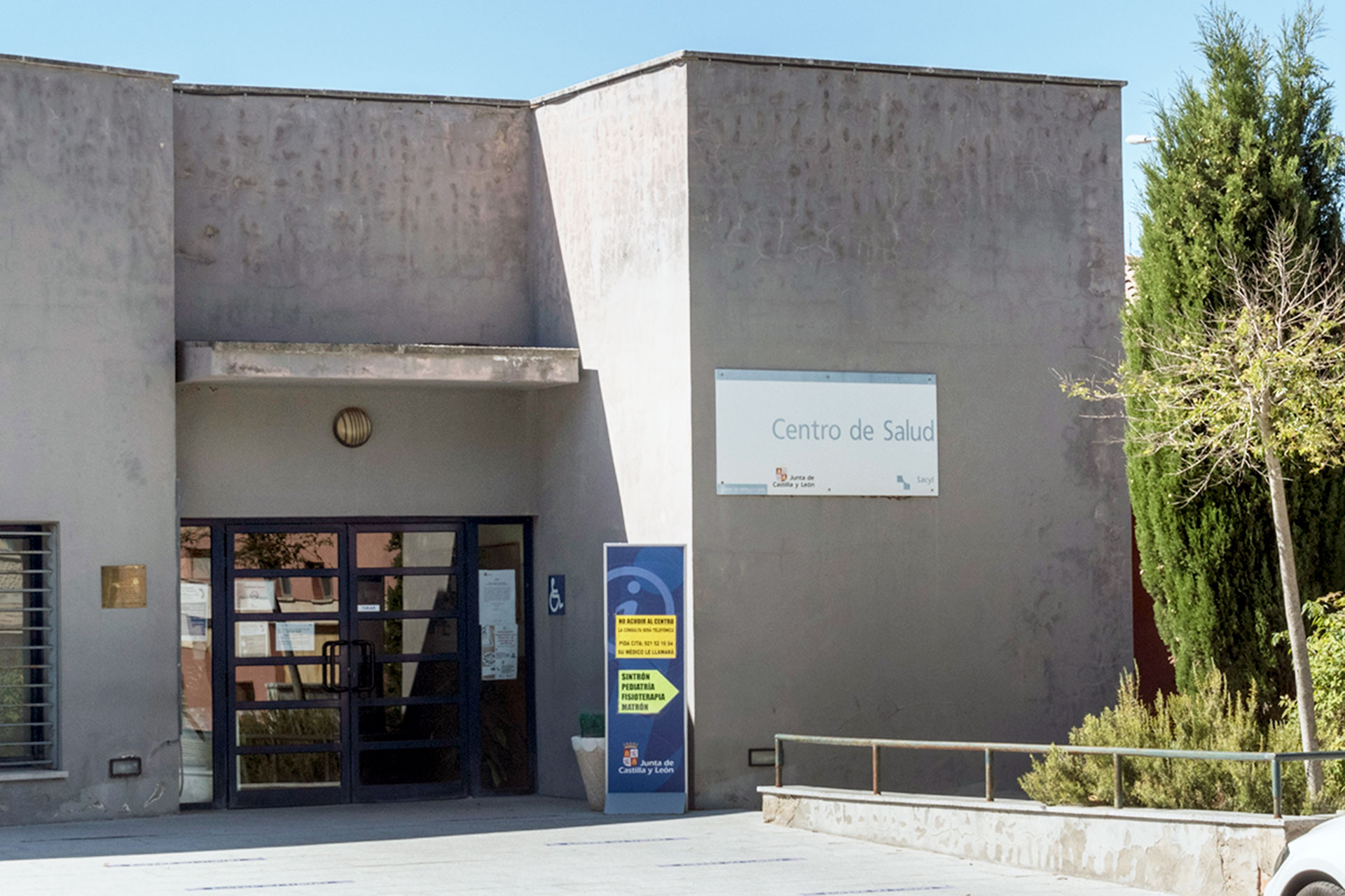 Cantalejo Coronavirus Centro Salud Urgencias KAM8754