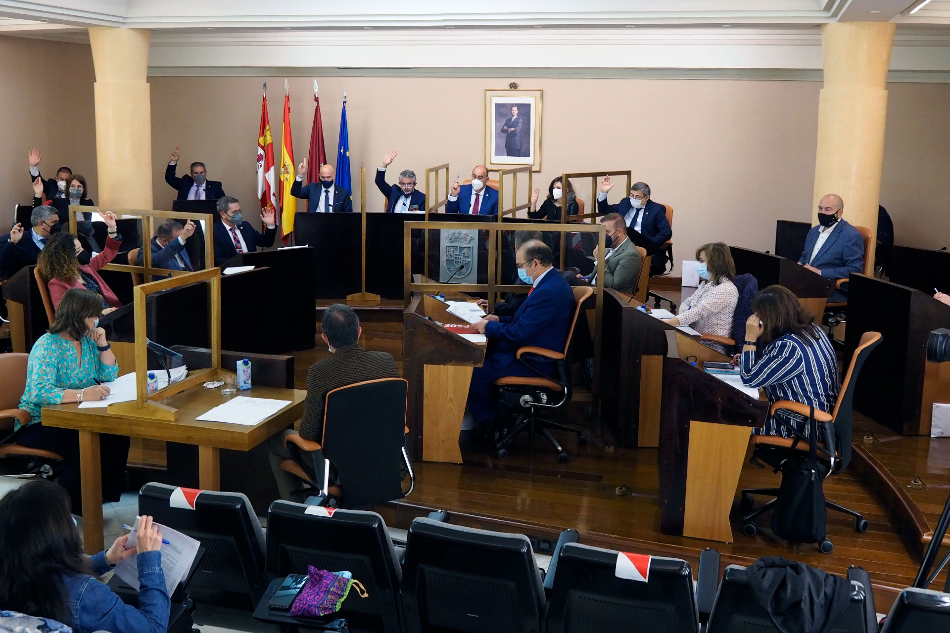 Diputacion Pleno KAM0961