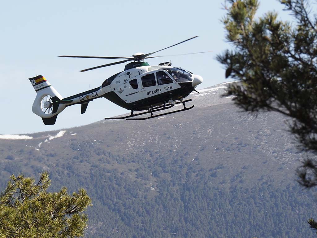 Guardia Civil Helicoptero Rescate Montana