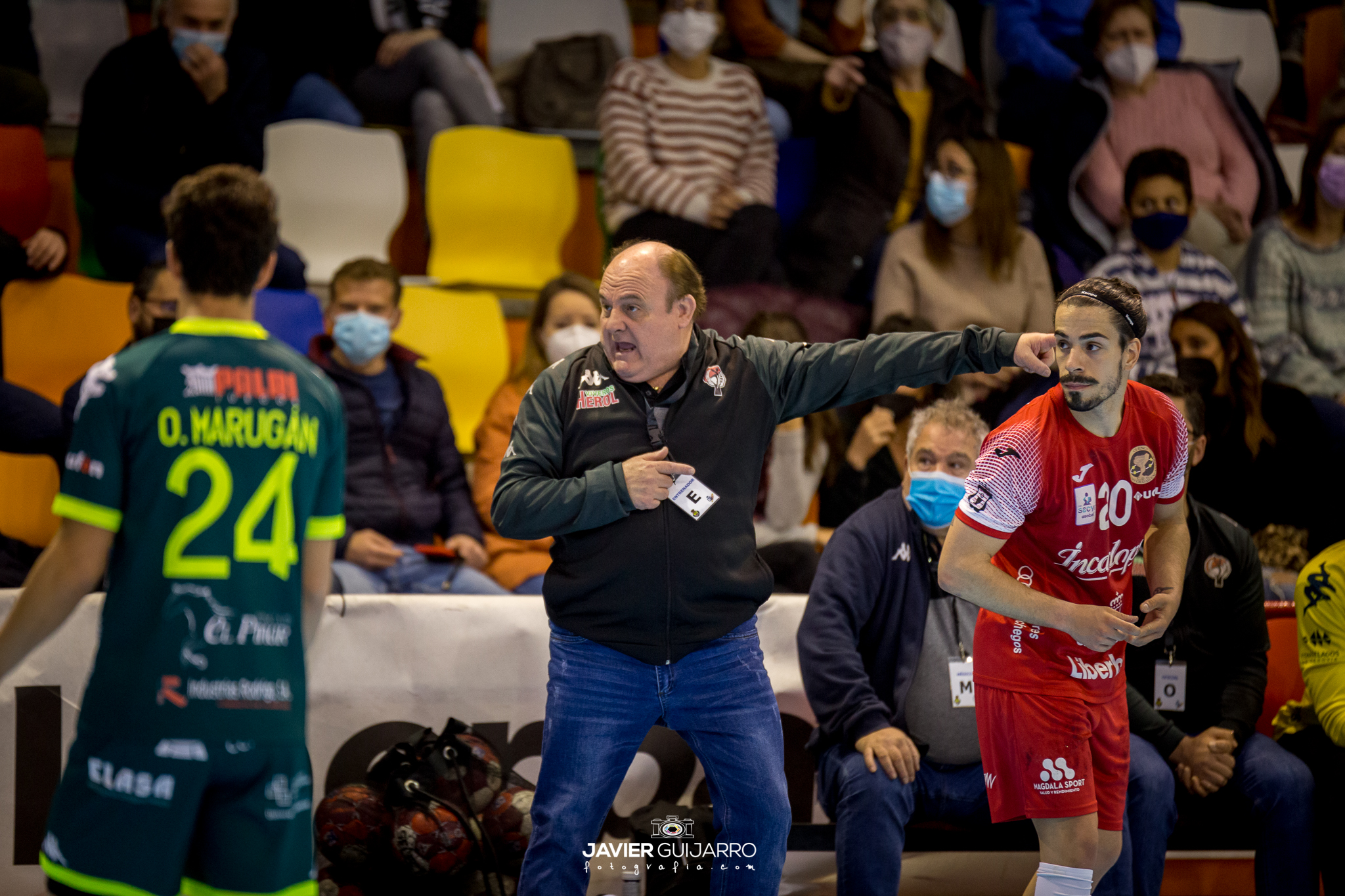El técnico del Balonmano Nava, Zupo Equisoain