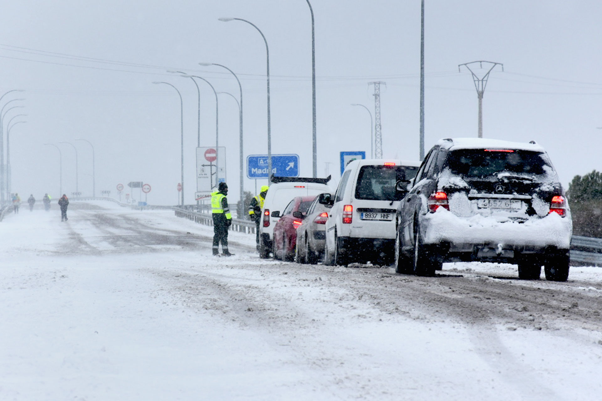 Nieve boceguillas aparcamiento camiones