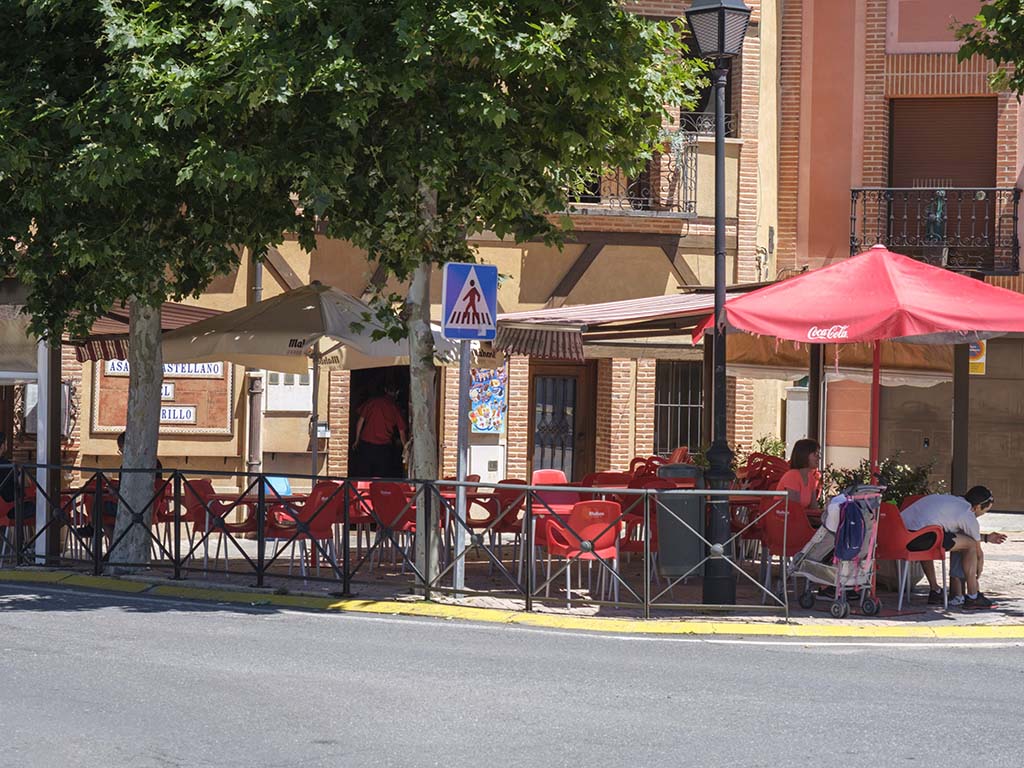 Palazuelos Gente Coronavirus terraza hosteleria