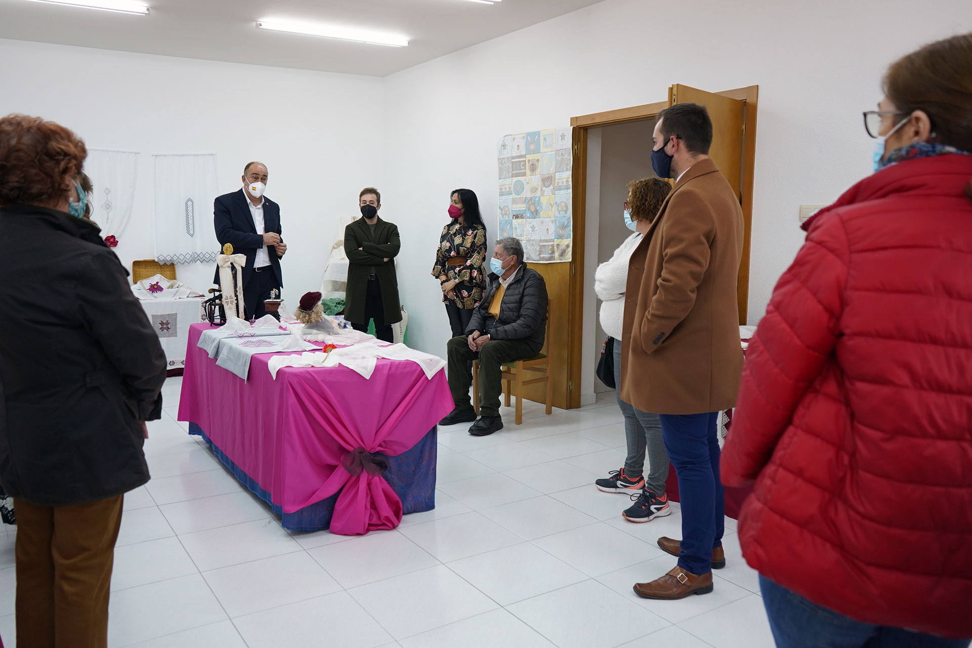 diputacion aulas manualidades visita miguel angel vicente