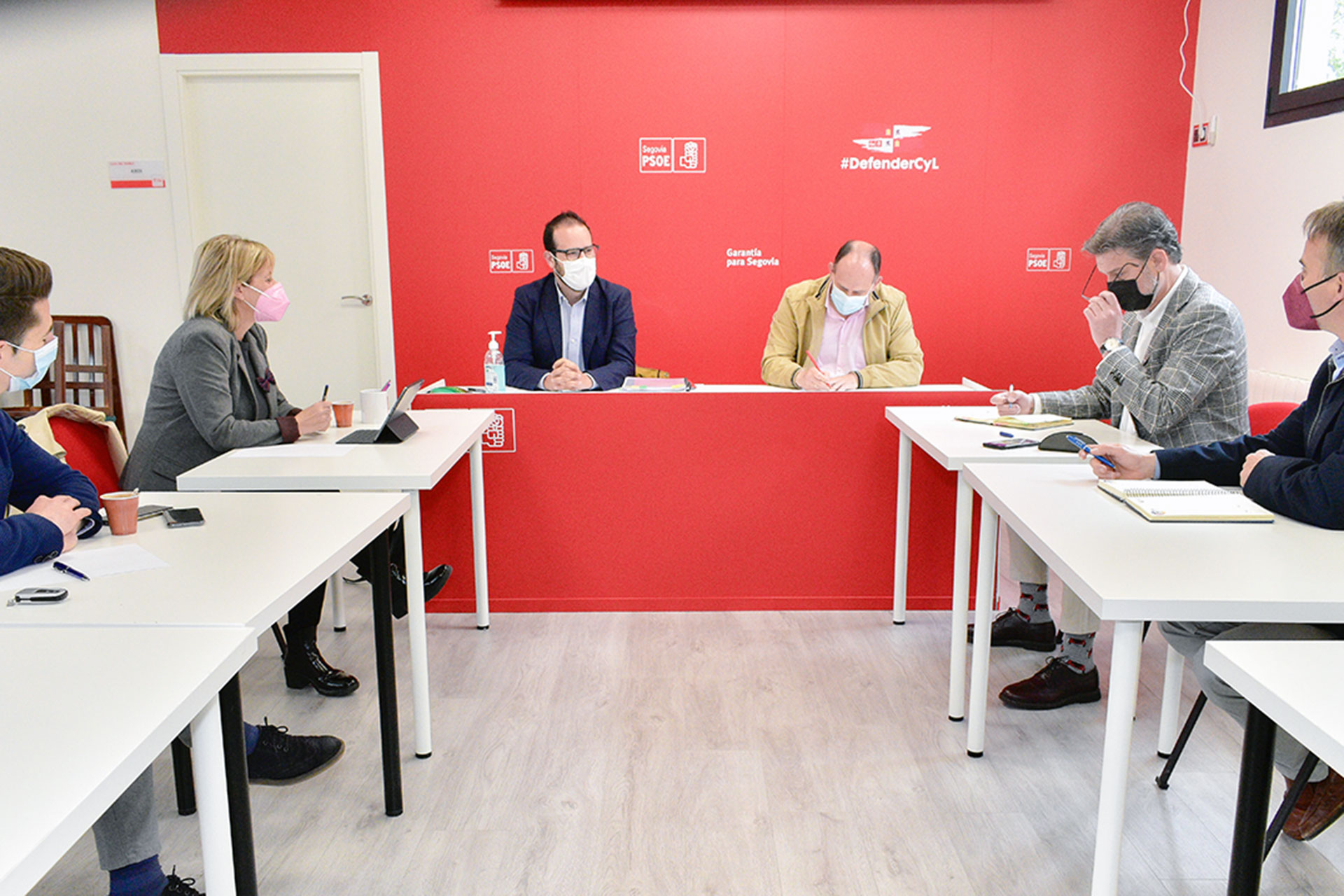 psoe angel hernandez reunion transporte publico