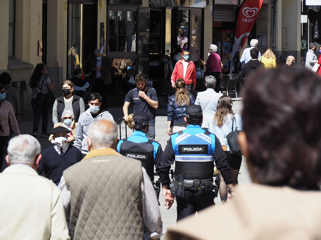 Calle Gente Coronavirus KAM2116