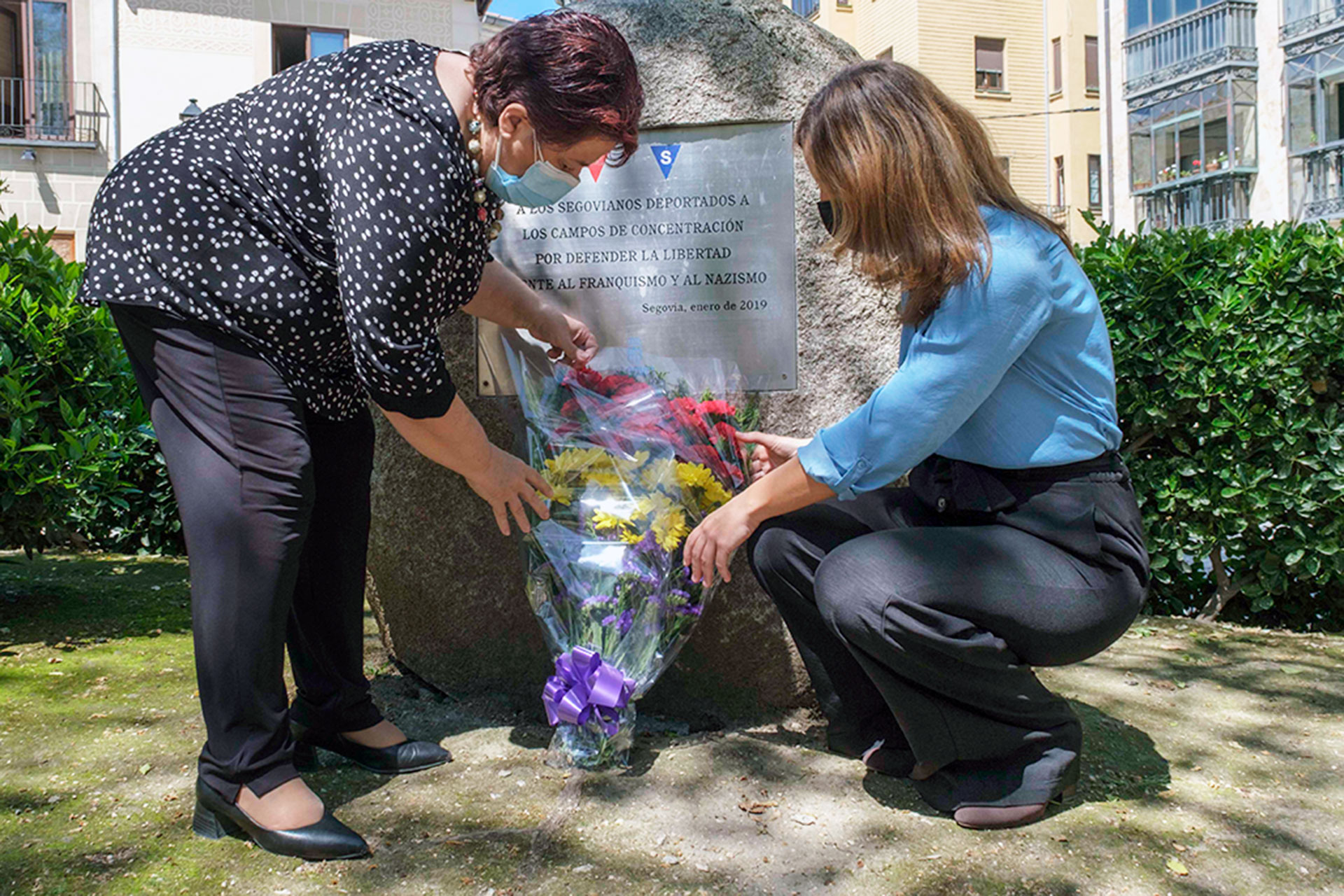 Ayuntamiento Homenaje Victimas Nazismo Mauthausen KAM8176