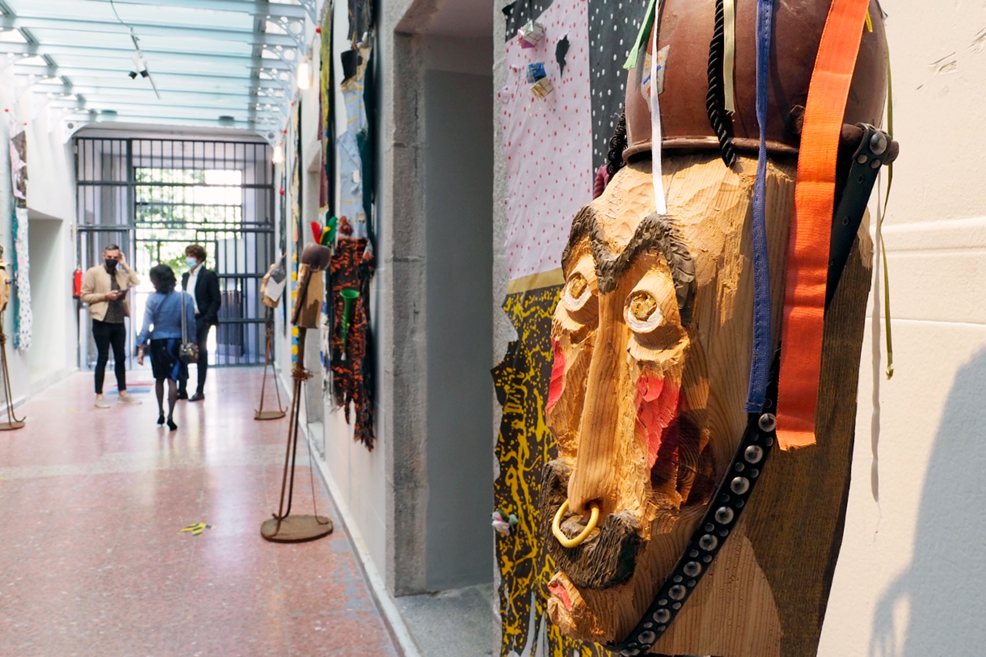 La exhibición hace un recorrido por parte de la prolija trayectoria del artista en dos sedes municipales. / KAMARERO