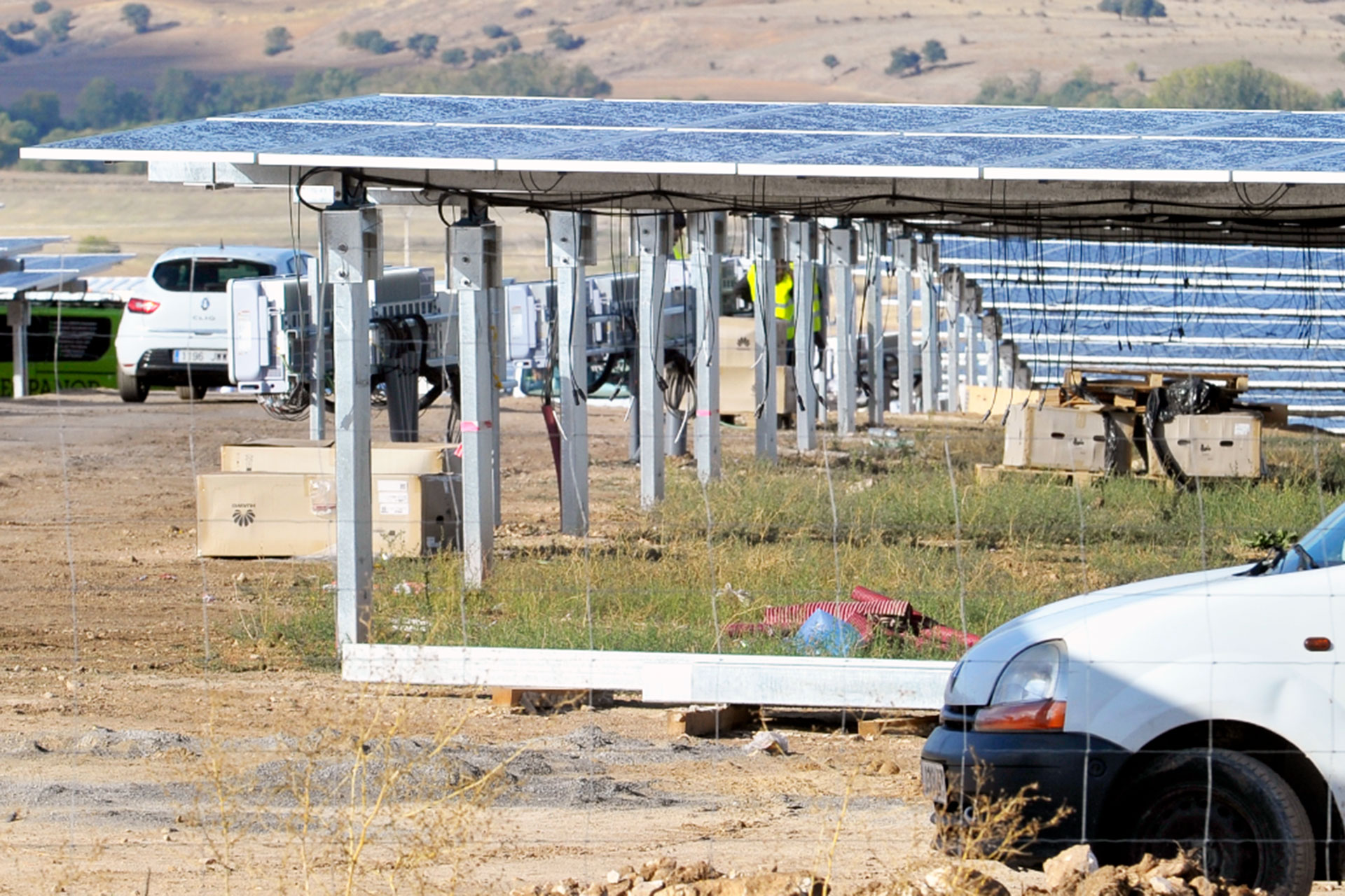 Perogordo Huerto Solar Paneles KAM8159