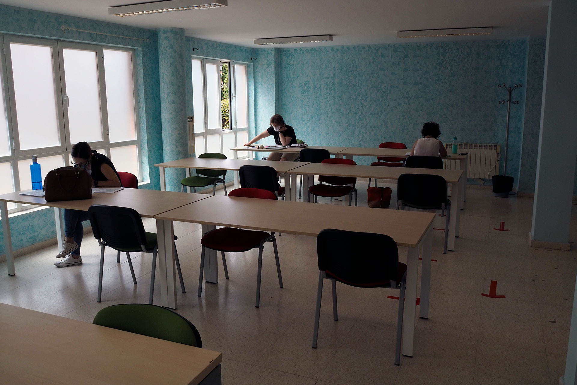 Sala Estudio La Albuera KAM8069