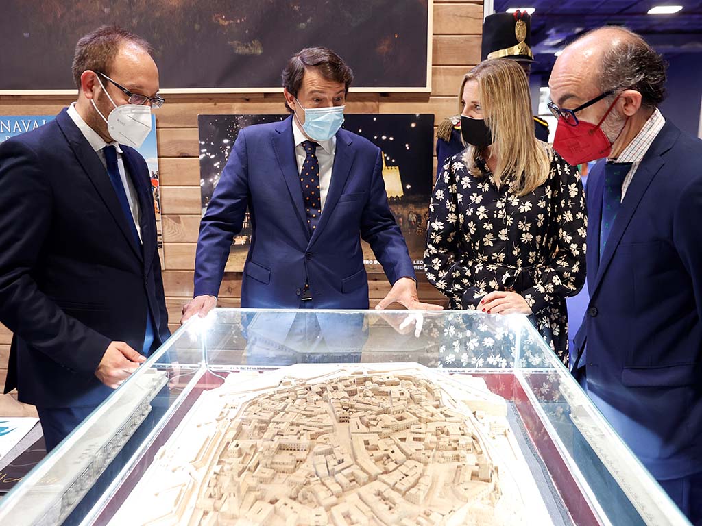 fitur manueco javier ortega