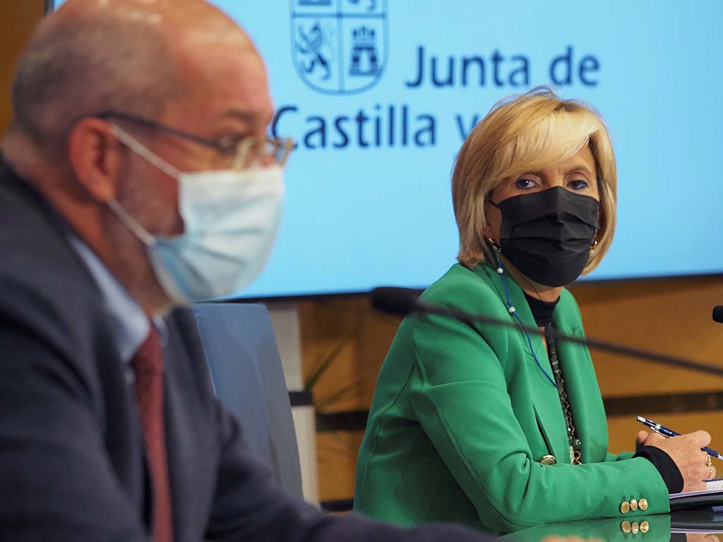 La Junta modificará el criterio para liberar restricciones el jueves 20 1 francisco igea veronica casado