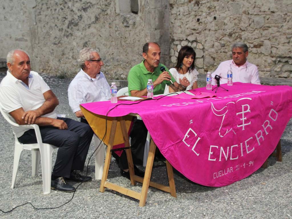 pena taurina el encierro cuellar