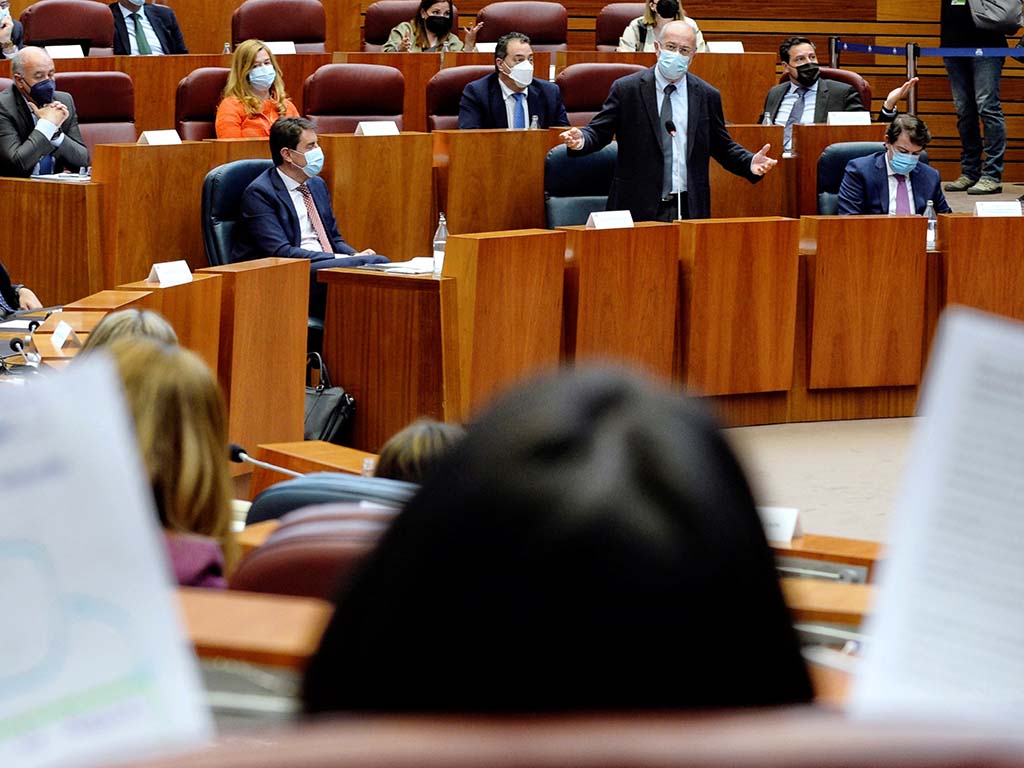 Los 40 votos de PP y Cs no frenan demanda de conciliación en jornada reducida 1 pleno cortes castilla y leon