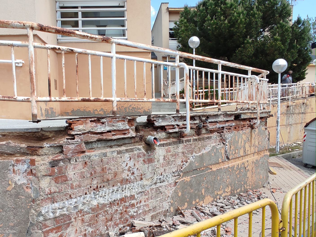 17 1 el espinar centro salud obras